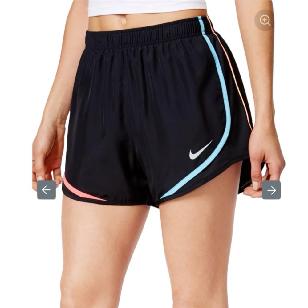 NIKE BLACK/RACER-PINK DRY TEMPO
RUNNING SHORT SIZE XS